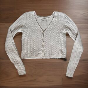Hollister Long Sleeve Button-Up Cable Knit Cropped Cardigan Sweater Size S Ivory